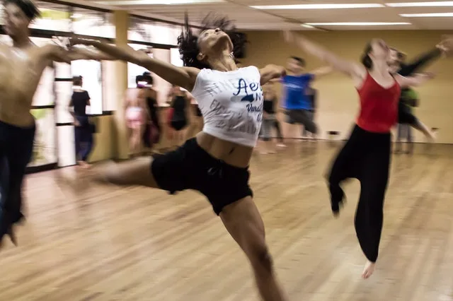 K-Pop dance classes in Warrington